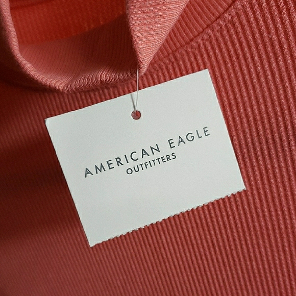 NWT American Eagle AEO Long Sleeve Cropped Hey Baby Mock Neck Tee Medium Preppy - Picture 10 of 12